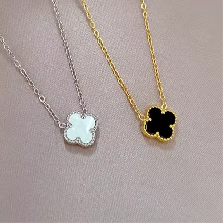 Min's Clover Necklace